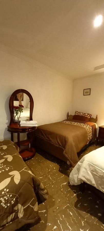 Villa Del Rosario Hostal Cuenca Bagian luar foto